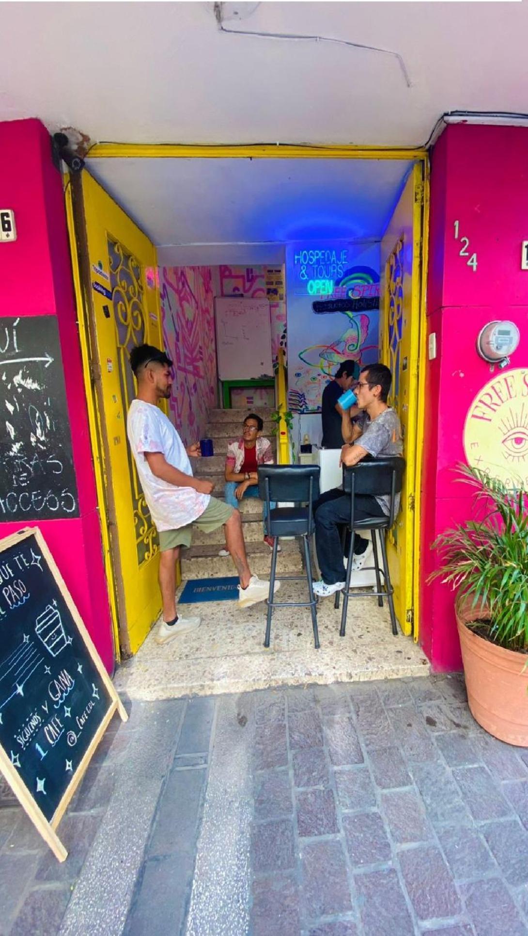 Free Spirit Hostel 瓜达拉哈拉 外观 照片